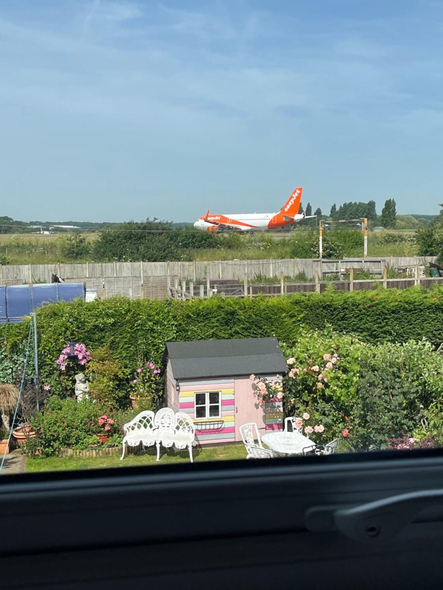 Southend Airport Bed & Breakfast Rochford Exterior foto