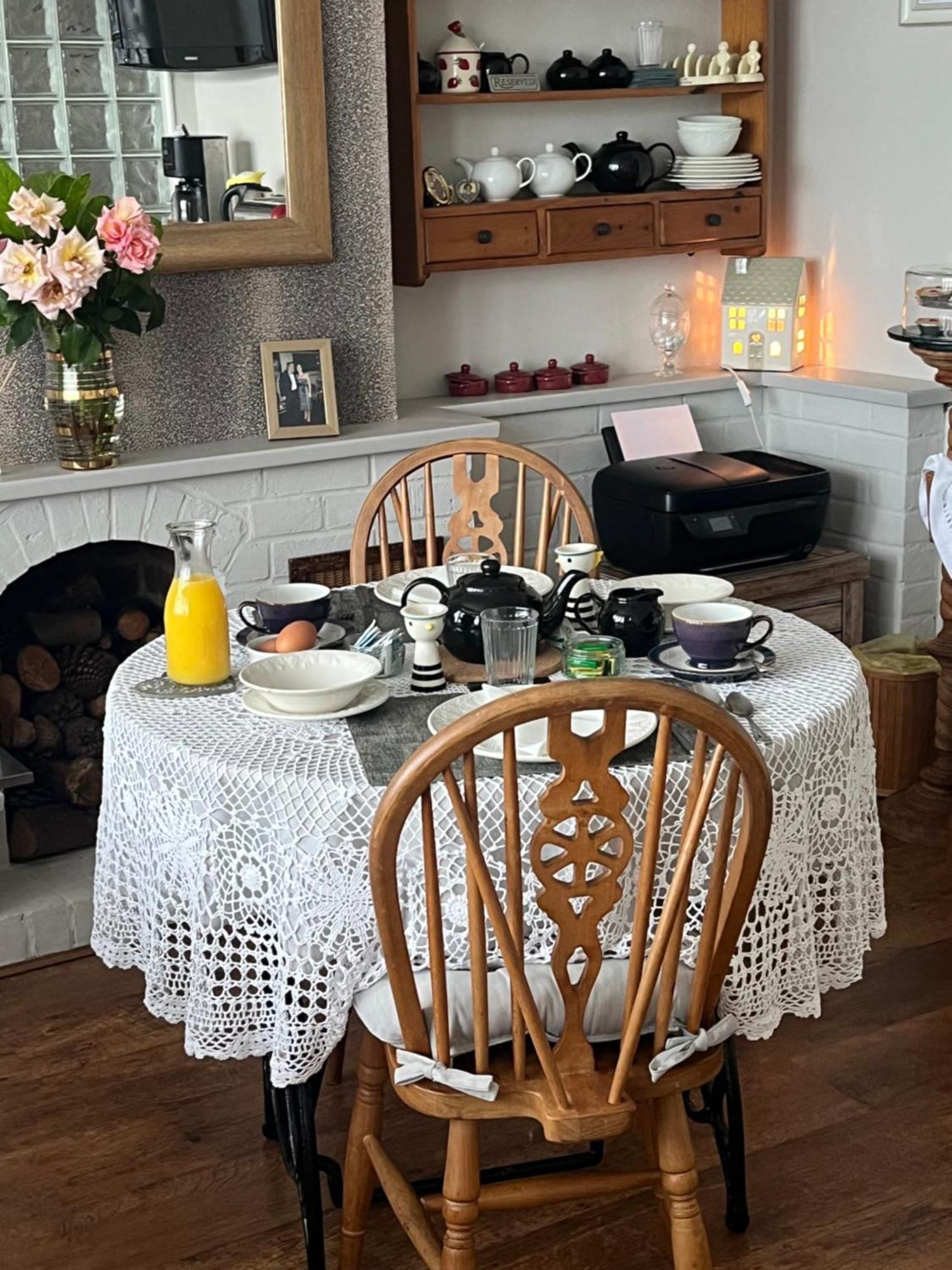 Southend Airport Bed & Breakfast Rochford Exterior foto