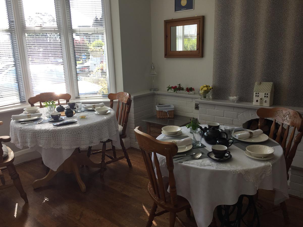 Southend Airport Bed & Breakfast Rochford Exterior foto